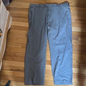 Croft & Barrow Men's Light Gray Dress Pants